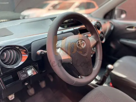 TOYOTA Etios Hatch 1.3 16V 4P FLEX X, Foto 8