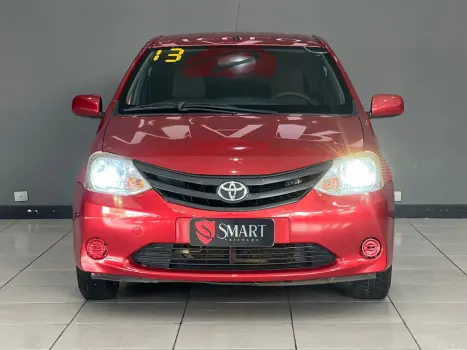 TOYOTA Etios Hatch 1.3 16V 4P FLEX XS, Foto 2
