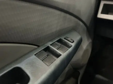 TOYOTA Etios Hatch 1.3 16V 4P FLEX XS, Foto 7