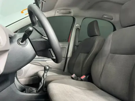 TOYOTA Etios Hatch 1.3 16V 4P FLEX XS, Foto 8
