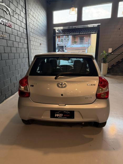TOYOTA Etios Hatch 1.5 16V 4P FLEX XS, Foto 9