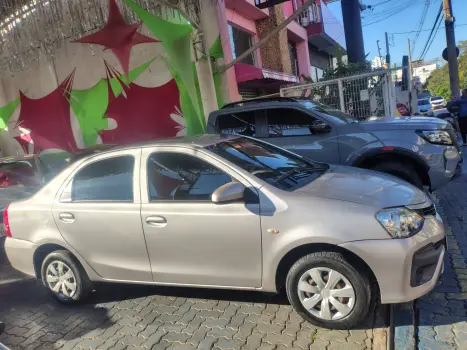 TOYOTA Etios Hatch 1.5 16V 4P FLEX X PLUS AUTOM�TICO, Foto 11