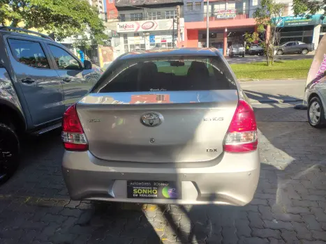 TOYOTA Etios Hatch 1.5 16V 4P FLEX X PLUS AUTOM�TICO, Foto 12