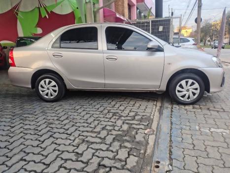 TOYOTA Etios Hatch 1.5 16V 4P FLEX X PLUS AUTOM�TICO, Foto 7