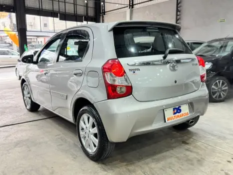 TOYOTA Etios Hatch 1.5 16V 4P FLEX XLS, Foto 2