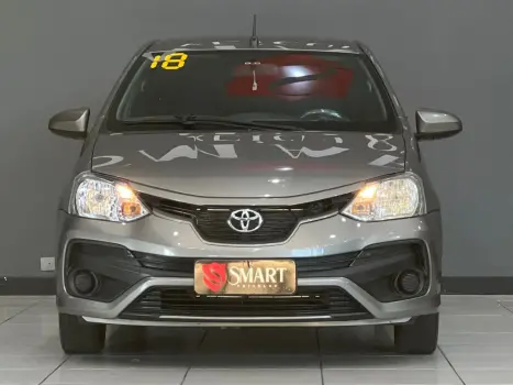 TOYOTA Etios Hatch 1.3 16V 4P FLEX X AUTOM�TICO, Foto 2