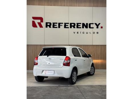 TOYOTA Etios Hatch 1.3 16V 4P FLEX X, Foto 8