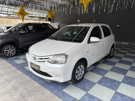 TOYOTA Etios Hatch 1.3 16V 4P FLEX X, Foto 1