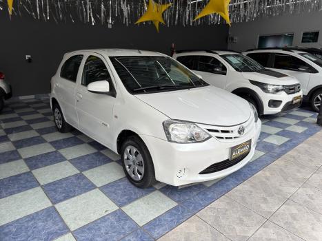 TOYOTA Etios Hatch 1.3 16V 4P FLEX X, Foto 3