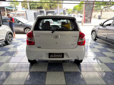 TOYOTA Etios Hatch 1.3 16V 4P FLEX X, Foto 10