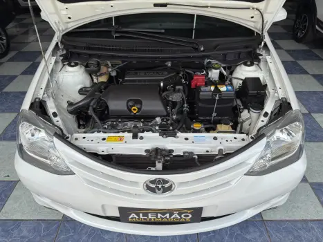 TOYOTA Etios Hatch 1.3 16V 4P FLEX X, Foto 11