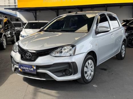 TOYOTA Etios Hatch 1.3 16V 4P FLEX X, Foto 2