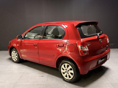 TOYOTA Etios Hatch 1.3 16V 4P FLEX EX, Foto 6