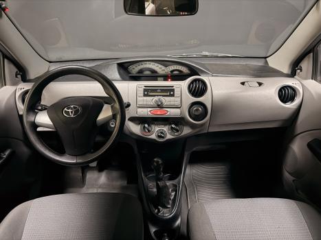 TOYOTA Etios Hatch 1.3 16V 4P FLEX EX, Foto 12