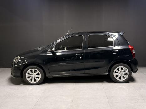 TOYOTA Etios Hatch 1.5 16V 4P FLEX X PLUS AUTOMÁTICO, Foto 7