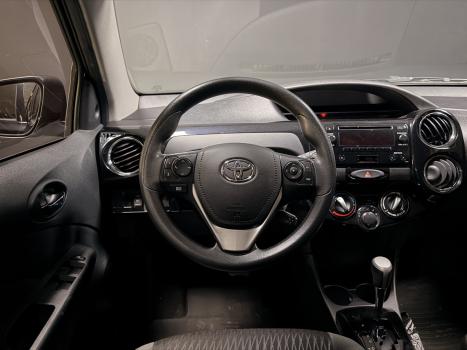 TOYOTA Etios Hatch 1.5 16V 4P FLEX X PLUS AUTOMÁTICO, Foto 12