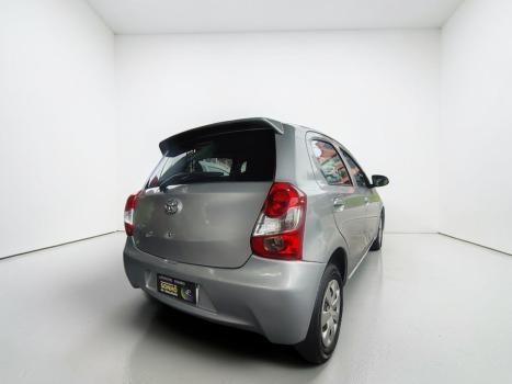 TOYOTA Etios Hatch 1.3 16V 4P FLEX X, Foto 12