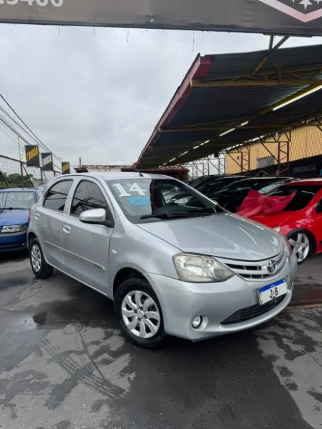 TOYOTA Etios Hatch 1.3 16V 4P FLEX X, Foto 4