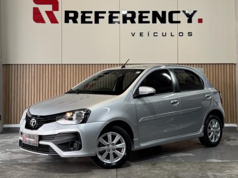 TOYOTA Etios Hatch , Foto 1