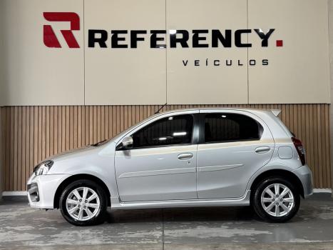 TOYOTA Etios Hatch , Foto 3