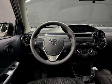 TOYOTA Etios Sedan 1.5 16V 4P FLEX X, Foto 4