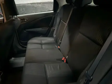 TOYOTA Etios Sedan 1.5 16V 4P FLEX X, Foto 8