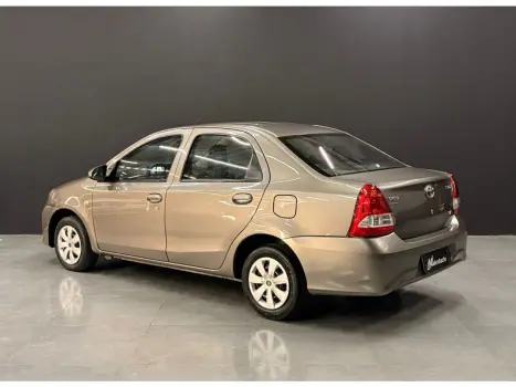 TOYOTA Etios Sedan 1.5 16V 4P FLEX X, Foto 12