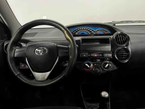 TOYOTA Etios Sedan 1.3 16V 4P FLEX X, Foto 5