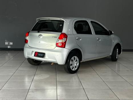 TOYOTA Etios Sedan 1.3 16V 4P FLEX X, Foto 11