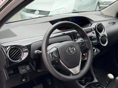 TOYOTA Etios Sedan 1.5 16V 4P FLEX XS AUTOM�TICO, Foto 6