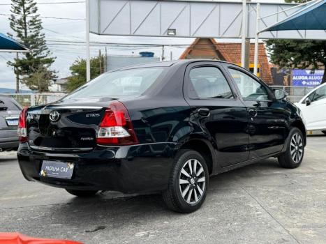 TOYOTA Etios Sedan 1.5 16V 4P FLEX PLATINUM AUTOM�TICO, Foto 4