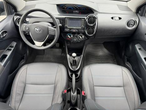 TOYOTA Etios Sedan 1.5 16V 4P FLEX PLATINUM AUTOM�TICO, Foto 5