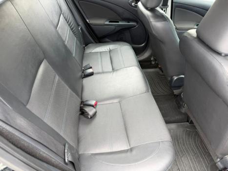 TOYOTA Etios Sedan 1.5 16V 4P FLEX PLATINUM AUTOM�TICO, Foto 9