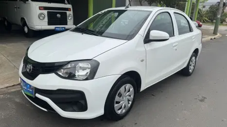 TOYOTA Etios Sedan 1.5 16V 4P FLEX X, Foto 2