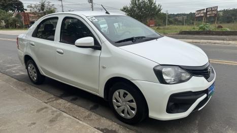 TOYOTA Etios Sedan 1.5 16V 4P FLEX X, Foto 3