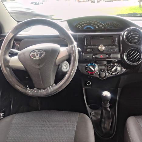 TOYOTA Etios Sedan 1.5 16V 4P FLEX X, Foto 6