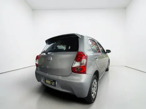 TOYOTA Etios Sedan 1.5 16V 4P FLEX X, Foto 12