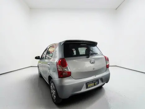 TOYOTA Etios Sedan 1.5 16V 4P FLEX X, Foto 14