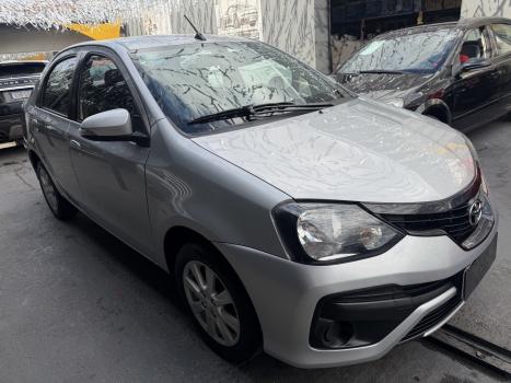 TOYOTA Etios Sedan , Foto 2
