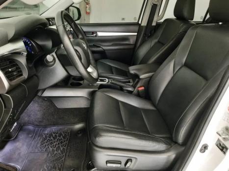 TOYOTA Hilux Caminhonete 2.8 16V SRX 4X4 DIESEL CABINE DUPLA AUTOMTICO, Foto 6