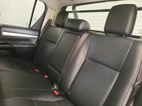 TOYOTA Hilux Caminhonete 2.8 16V SRX 4X4 DIESEL CABINE DUPLA AUTOMTICO, Foto 8