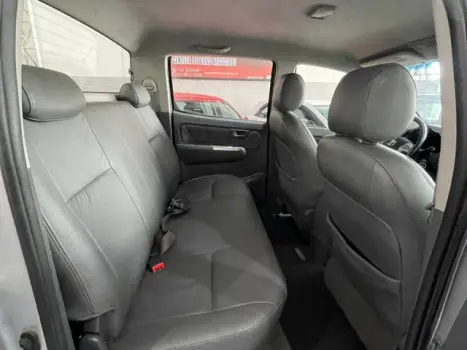 TOYOTA Hilux Caminhonete 2.7 16V 4P SRV FLEX 4X4  CABINE DUPLA AUTOMTICO, Foto 5