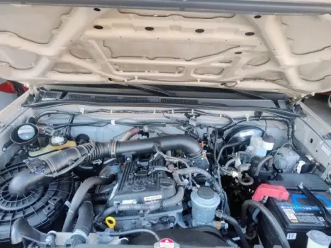TOYOTA Hilux Caminhonete 2.7 16V 4P SRV FLEX 4X4  CABINE DUPLA AUTOMTICO, Foto 7