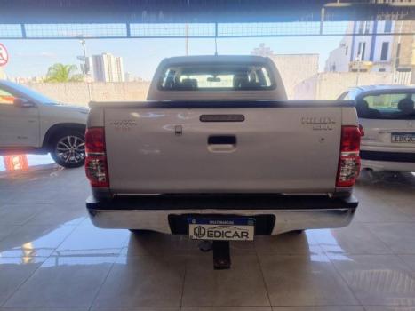 TOYOTA Hilux Caminhonete 2.7 16V 4P SRV FLEX 4X4  CABINE DUPLA AUTOMTICO, Foto 9