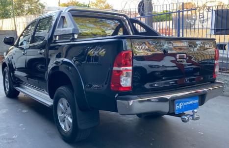 TOYOTA Hilux Caminhonete 2.7 16V 4P SRV FLEX CABINE DUPLA AUTOMÁTICO, Foto 4 TOYOTA Hilux Caminhonete 2.7 16V 4P SRV FLEX CABINE DUPLA AUTOMÁTICO, Foto 4