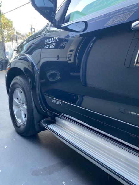 TOYOTA Hilux Caminhonete 2.7 16V 4P SRV FLEX CABINE DUPLA AUTOMÁTICO, Foto 5 TOYOTA Hilux Caminhonete 2.7 16V 4P SRV FLEX CABINE DUPLA AUTOMÁTICO, Foto 5