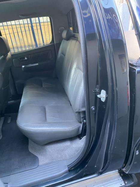 TOYOTA Hilux Caminhonete 2.7 16V 4P SRV FLEX CABINE DUPLA AUTOMÁTICO, Foto 7 TOYOTA Hilux Caminhonete 2.7 16V 4P SRV FLEX CABINE DUPLA AUTOMÁTICO, Foto 7