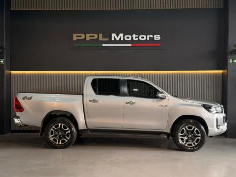 TOYOTA Hilux Caminhonete 2.8 16V 4P SRX DIESEL CABINE DUPLA, Foto 7 TOYOTA Hilux Caminhonete 2.8 16V 4P SRX DIESEL CABINE DUPLA, Foto 7