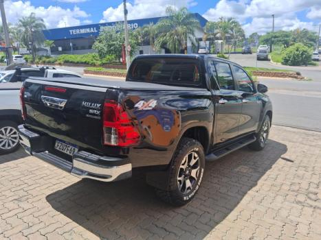 TOYOTA Hilux Caminhonete 2.8 16V SRX 50 ANOS 4X4 TURBO DIESEL CABINE DUPLA AUTOM�TICO, Foto 6