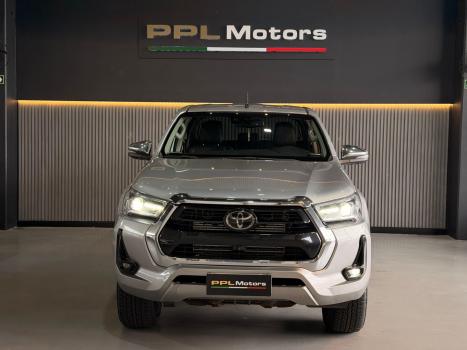 TOYOTA Hilux Caminhonete 2.8 16V 4P SRX DIESEL CABINE DUPLA, Foto 2